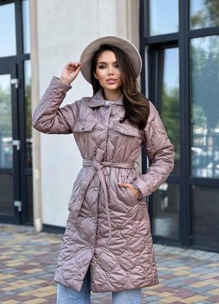 Жіноче пальто стьобане з поясом кольору моко 25277 n