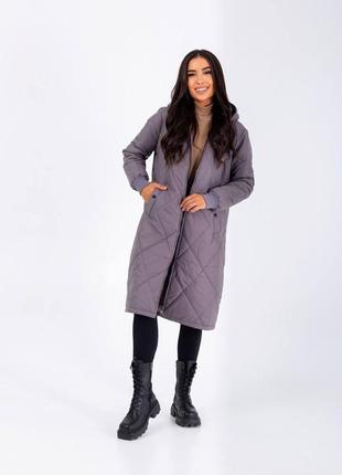 Жіноче пальто стьобане з капюшоном сірого кольору 25262 n