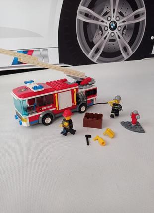 Lego 60002 city пожарная машина. 208 деталей