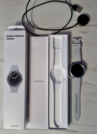 Годинник Samsung galaxy watch 4 classic