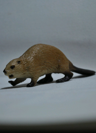 Фігурка бобра Schleich