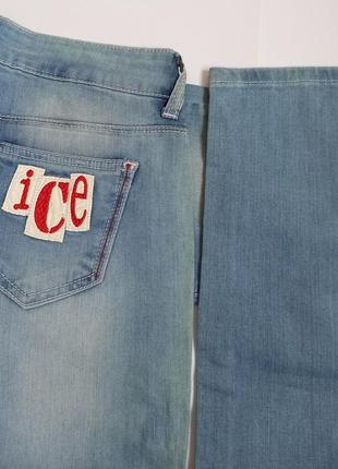 Летние светлые  тонкие женские джинсы iceberg