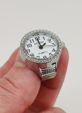 Часы-кольцо на палец кварцевые (белый циферблат) арт. 04611