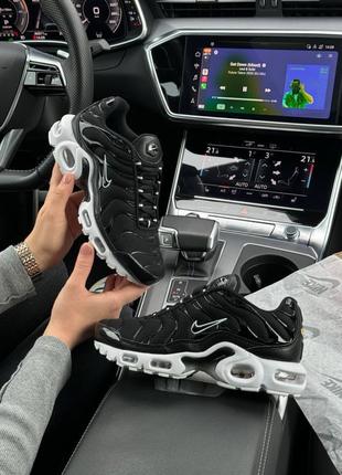 Жіночі кросівки Nike Air Max Plus Triple