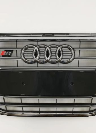 Тюнинг Решетка радиатора Audi A1 2010-2014год Черная с хромом (в