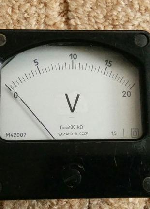 Вольтметр постійного струму 0 - 20V для зарядного або БЖ.