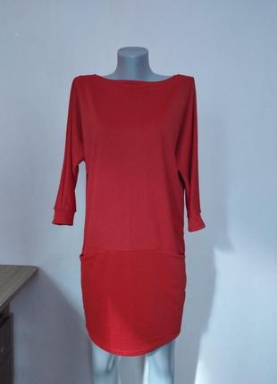 Плаття класичне з кишенями червоне до коліна вільне пряме сукня