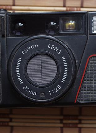 Фотоаппарат Nikon One Touch 35mm 2.8 под ремонт , запчасти