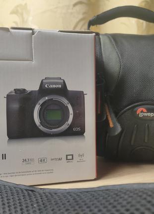 Продается фотоаппарат EOS Canon m50 mark 2 + объектив 15-45 мм IS