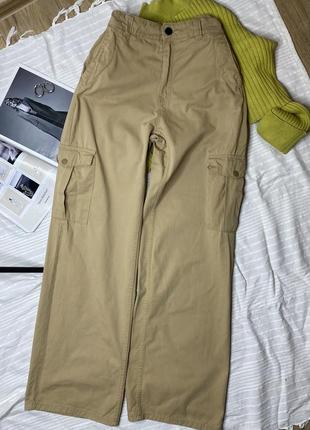 Широкие карго брюки с карманами pull &amp; bear