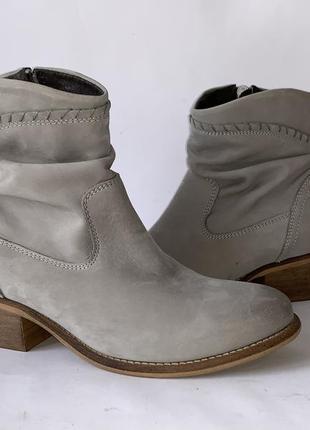 Ботинки казаки кожаные gio cellini 38 (24 см) имталия новые