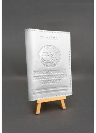 Кожаная обложка на ветеринарный паспорт белая