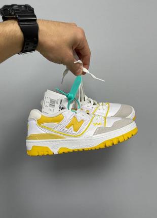 Женские кроссовки new balance 550 yellow logo