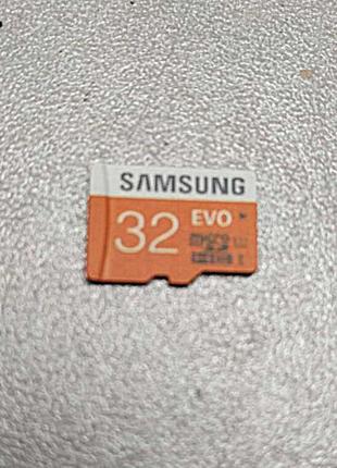 Карта флеш пам'яті Б/У Samsung microSDHC 32 GB EVO Plus