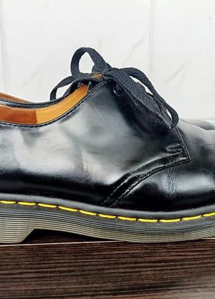 Полые ботинки dr. martens black