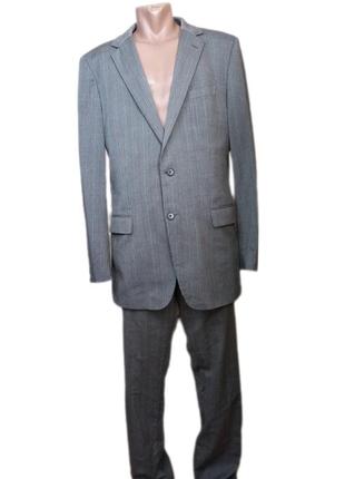 Классический винтажный костюм hugo boss