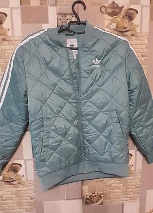 Adidas куртка женская оригинал на весну xs