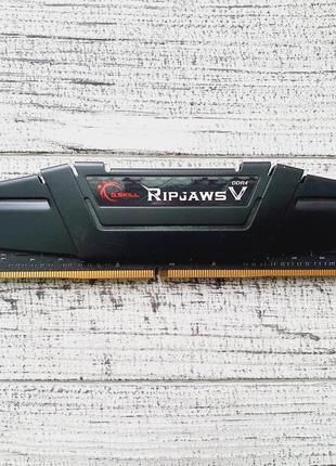 Оперативная память G.Skill DDR4-3200 8GB PC4-25600 Ripjaws V (...