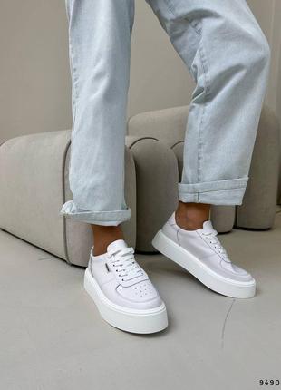 Кросівки жіночі білі - чудова комбінація стилю та комфорту.код...