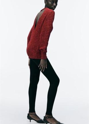 Новый красный блестящий свитер zara с открытой спиной
