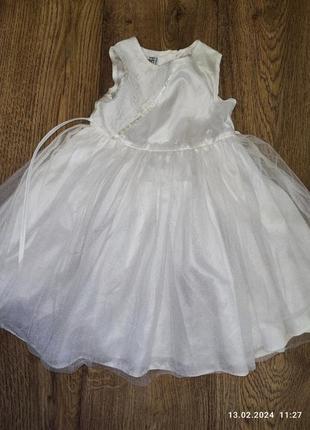 Edgar's kds платье для девочки белое наядное на 4-5 лет