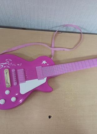 Большая розовая интерактивная гитара