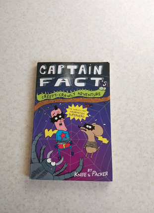 Книжки англійською мовою для дітей Captain Fact Creepy-crawly adv