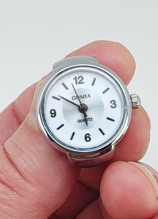 Годинник-кільце на палець GOMIA кварцовий (з біло-сірим циферб...