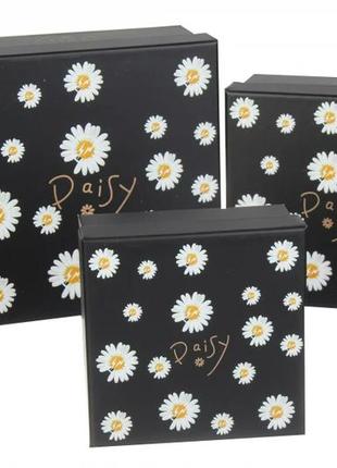Подарочные коробки черные с ромашками (комплект 3 шт), разм.l:...