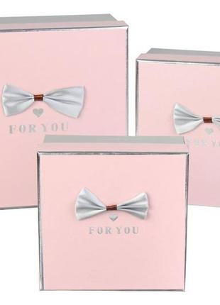 Подарочные коробки квадратные розовые с бантом (комплект 3 шт)...