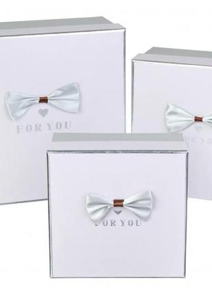 Подарочные коробки квадратные белые с бантом (комплект 3 шт), ...