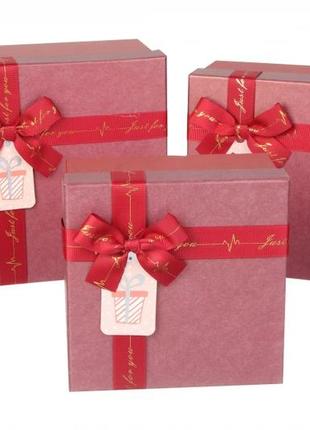 Подарочные коробки квадратные красные с бантом (комплект 3 шт)...