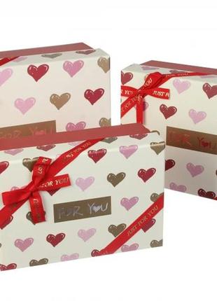Подарочные коробки красные с сердечками, разм.l: 28,5*21,5*11 ...