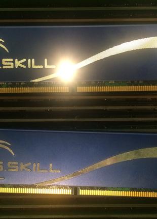 Оперативна пам`ять G.SKILL DDR2 2GB 6400U (F2-6400CL5D-4GBPQ)