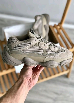 Кросівки Adidas Yeezy 500