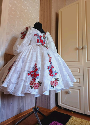 Сукня святкова для дівчинки на свята  випускний