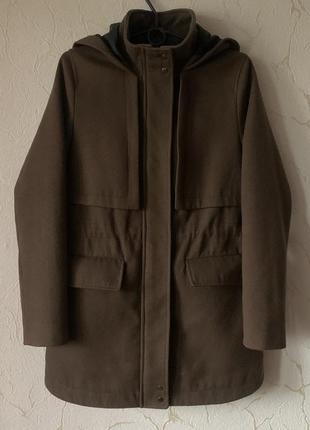 Демисезонное пальто с капюшоном kiabi fr38
