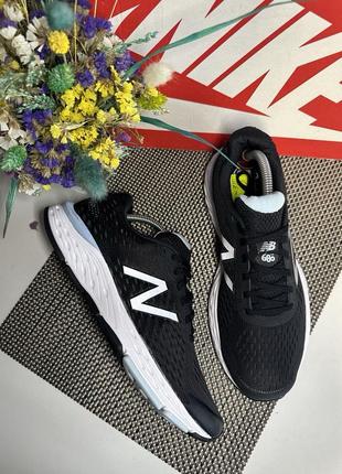 Оригінальні кросівки new balance