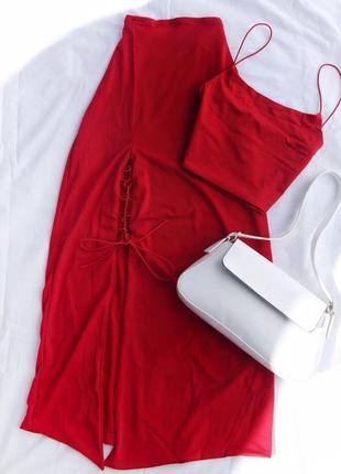 Базовый комплект: топ + юбка на шнуровке красный