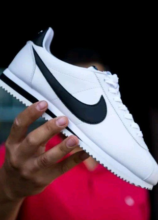 Чоловічі кросівки Nike Cortez