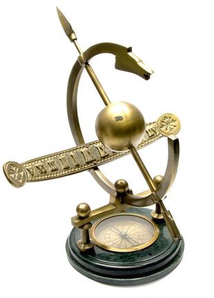 Солнечные часы с компасом (34х36х35 см)