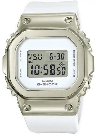 Часы Casio GM-S5600G-7ER G-Shock. Золотистый