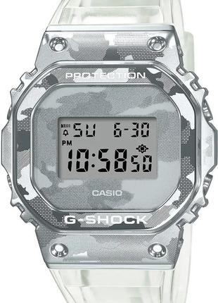 Часы Casio GM-5600SCM-1ER G-Shock. Серый ll