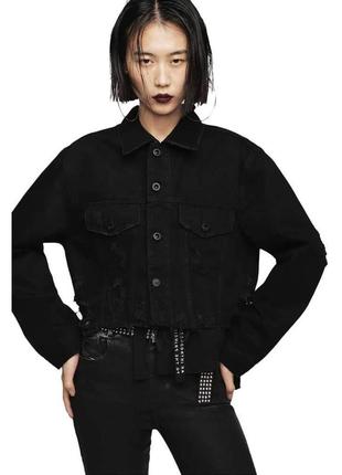 Женская укороченная джинсовая куртка diesel черного цвета, с р...