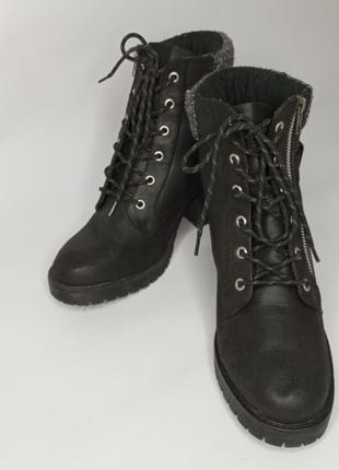 Ботинки, ботильоны женские черные на каблуке 40р. highland greek