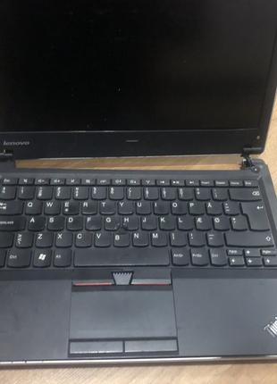 Ноутбук Lenovo THINKPAD EDGE 13 по деталях