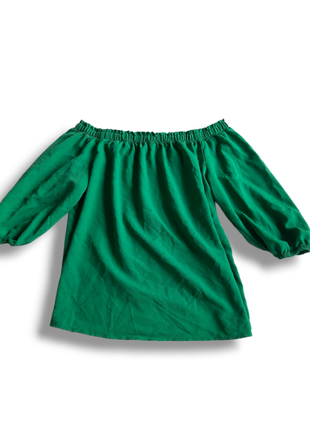 Зеленая блузка на резинке