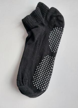 Брендовые носки со стоперами