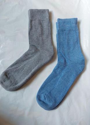 Брендовый комплект хлопковые носки с махровой стопой нитей.
