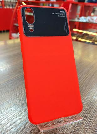 Чехол-накладка на телефон Huawei P20 красного цвета